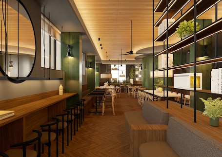 客房内保险箱、办公桌、遮光窗帘、免费 WiFi