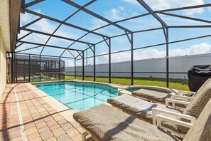 Outdoor pool, a heated pool - ⭐The Dales West Haven | Modern & Bright 5 Bed, 3 Bath Villa | South Facing Pool⭐ (Davenport)