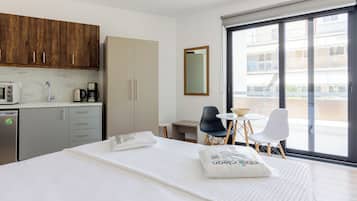 Estudio, balcón, vistas a la ciudad (005) | 1 dormitorio, espacio para trabajar con un portátil, cortinas opacas