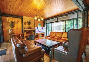 Villa, Mountain View | Interior