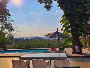 Outdoor pool - Khaoyai Valley 4 (Pak Chong)