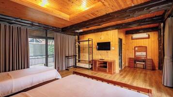 4 bedrooms, free WiFi, bed sheets