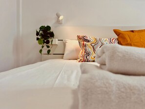 2 soverom og strykejern/-brett