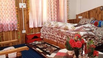 Premium bedding, pillow-top beds, free WiFi, bed sheets