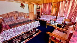 Deluxe-Doppelzimmer, Bergblick | Hochwertige Bettwaren, Pillowtop-Betten, kostenloses WLAN, Bettwäsche