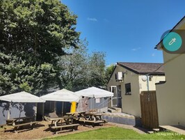 Zona de juegos infantil al aire libre