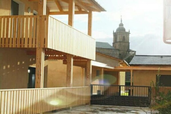 Property grounds - UBALDO NIETO ACCOMODATION, ROOM 4 (Carracedo del Monasterio)