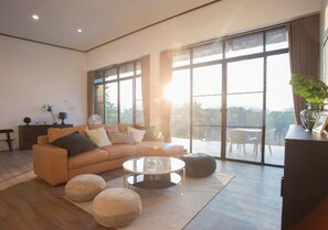 Family Villa, Mountain View | Interior