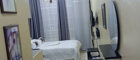 1 makuuhuone, silitysrauta/-lauta, Wi-Fi, vuodevaatteet