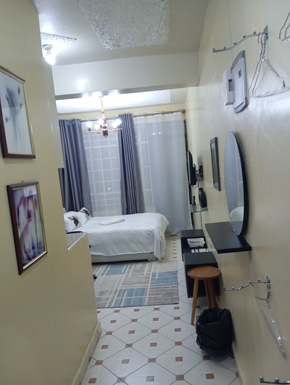 1 bedroom, iron/ironing board, WiFi, bed sheets