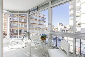 Interior - A&N California (Torre del Mar)