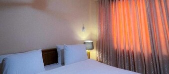 Accra-5bedroom-3bathroom-privateparking