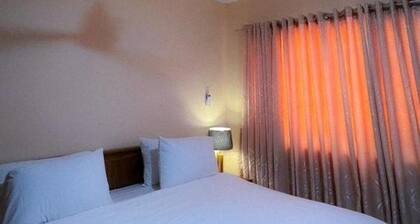 Accra-5bedroom-3bathroom-privateparking