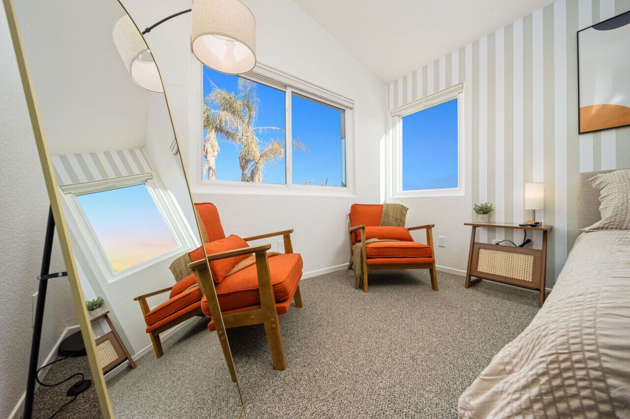 4 slaapkamers, een bureau, een strijkplank/strijkijzer, gratis wifi