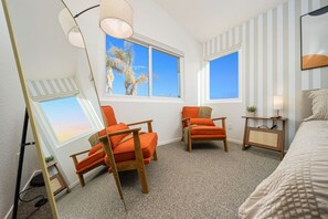 4 soverom, skrivebord, strykejern/-brett og wi-fi (inkludert)