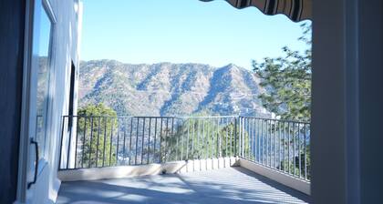 Playotel Resort Kasauli