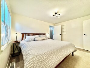 3 bedrooms, free WiFi, bed sheets