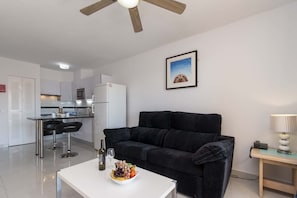 TV - Castle Harbour 35 - Two Bed (Los Cristianos)