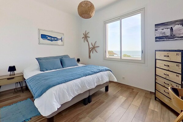 1 bedroom, iron/ironing board, free WiFi