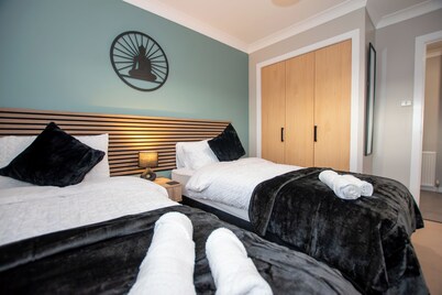 Bathgate Penthouse near Edinburgh