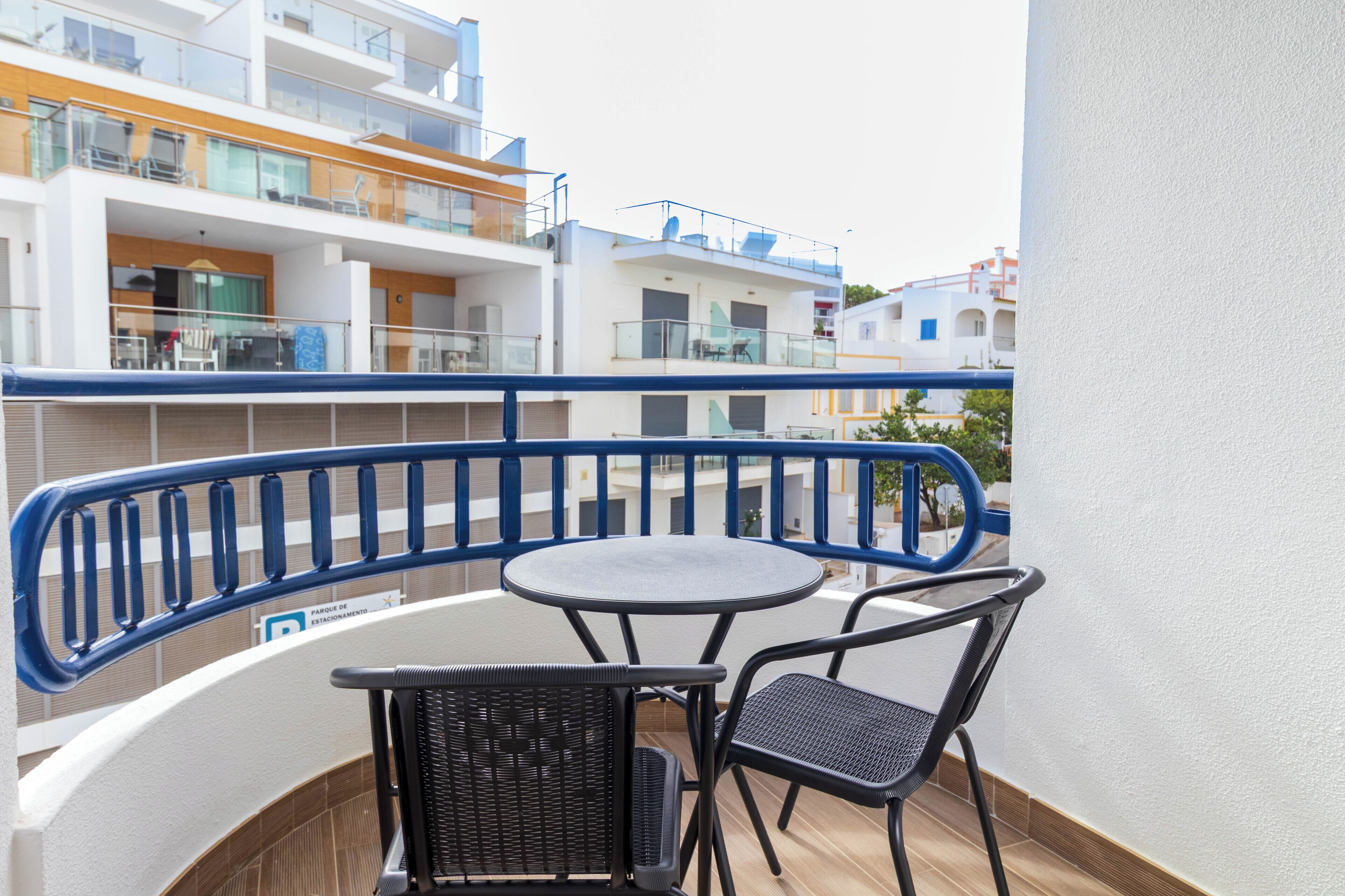 شقة إستديو عادية - بشرفة | شرفة