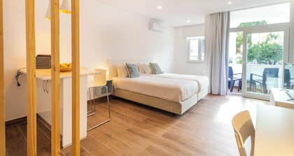 The Navigator - Ocean Heights