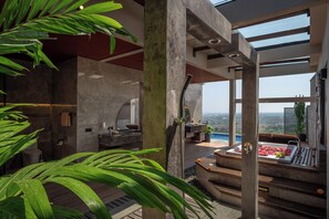 Spa - Villa Lovina Hill Paradise 2 - Unwind in luxury, where LOVE meets paradise! (Lovina)