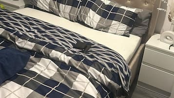 4 bedrooms, free WiFi, bed sheets