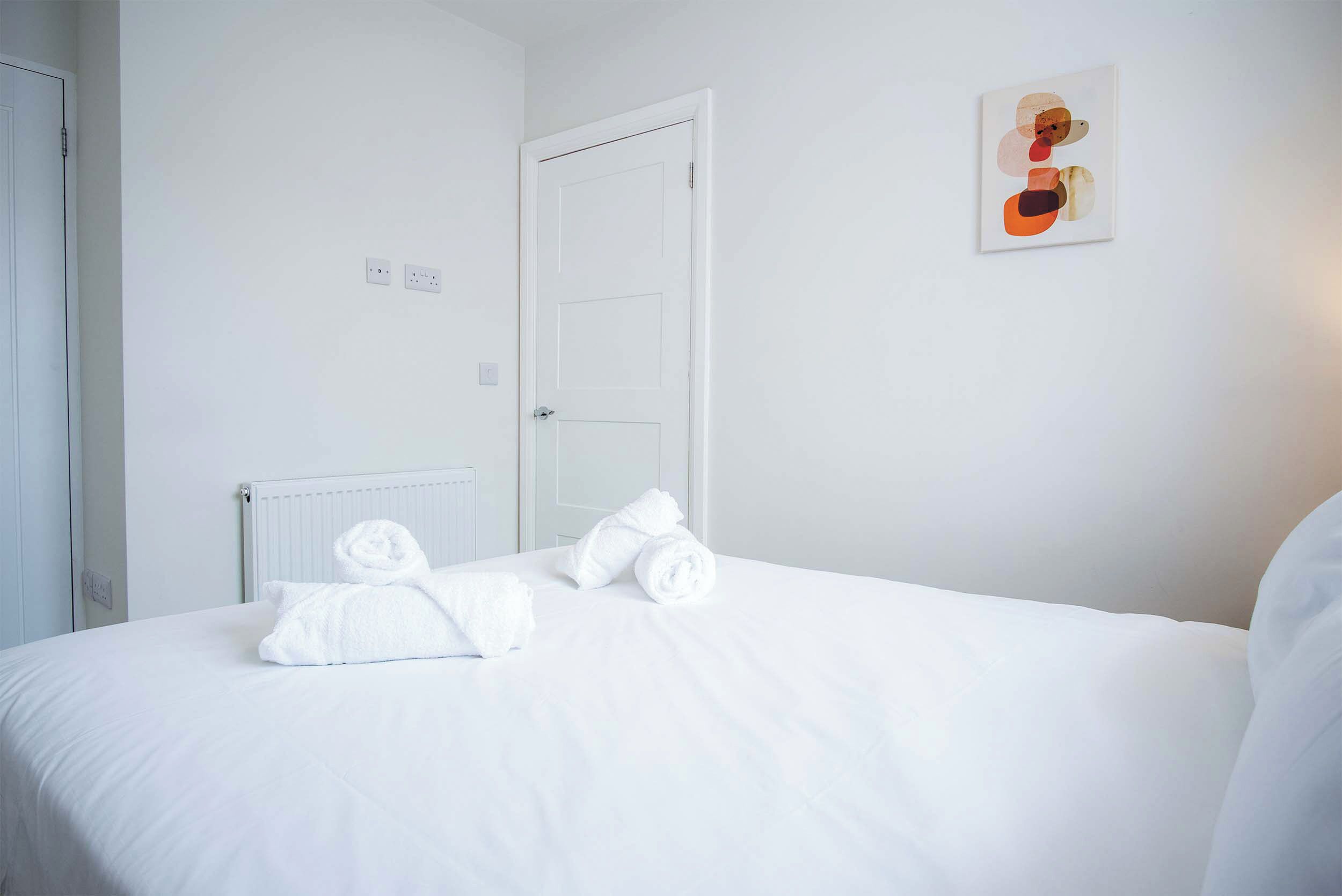 2 kamar tidur, Wi-Fi gratis, dan seprai linen