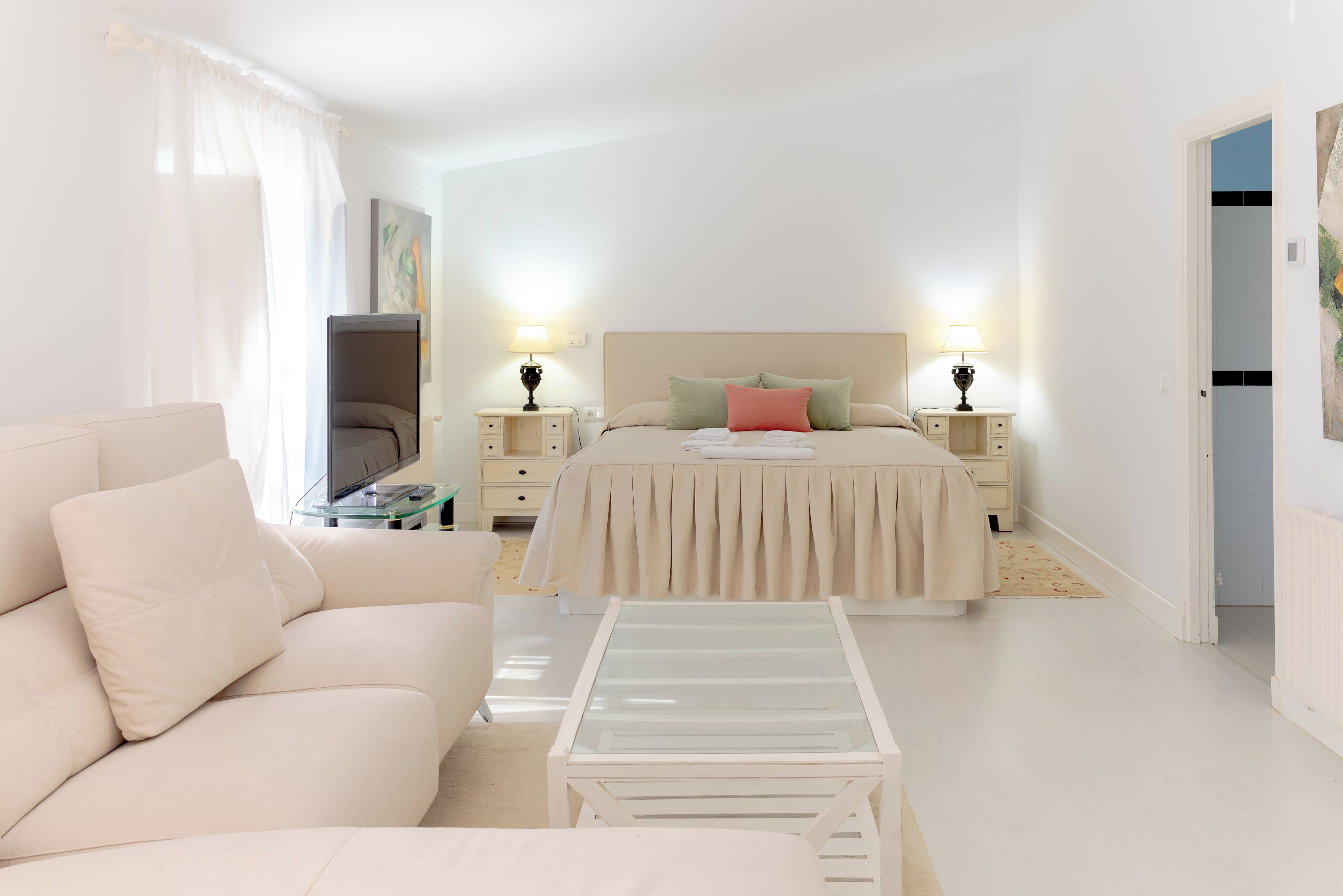 豪華雙人房, 湖景 | 免費 Wi-Fi、床單