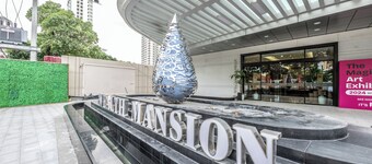 Wealth Mansion Suite River View by Soben