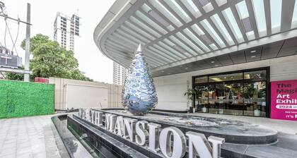 Wealth Mansion Suite River View by Soben