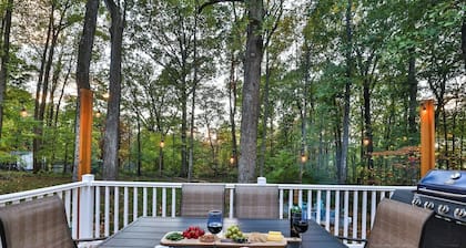 Firepit•BBQ•Hot Tub•King•Full Kitchen•SmartTV•Pets