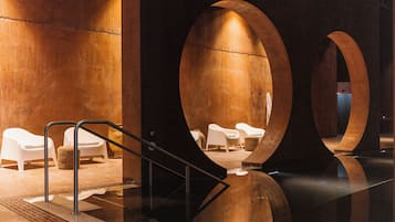 Hot springs/mineral springs, sports massages, massages