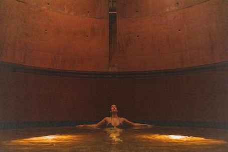 Hot springs, sports massages, massages