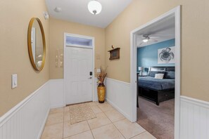 6 soverom, strykejern/-brett, wi-fi og sengetøy