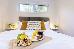 2 dormitorios, tabla de planchar con plancha, wifi y ropa de cama