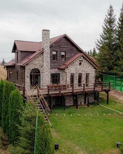 Spacious 5-bedroom cabin in beautiful Beliș with WiFi
