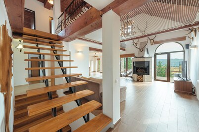 Spacious 5-bedroom cabin in beautiful Beliș with WiFi