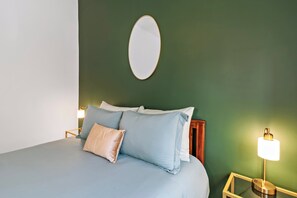 2 chambres, fer et planche à repasser, Wi-Fi, draps fournis