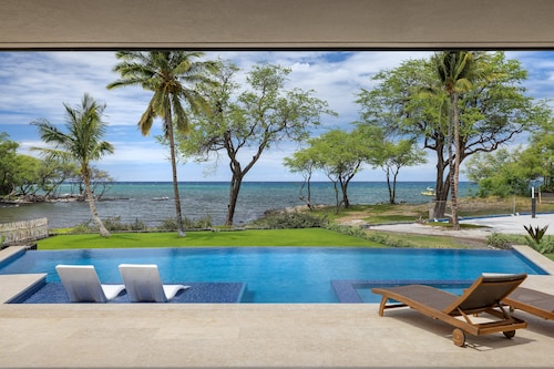 Stunning Puako Bay Hideaway - 4 bedrooms, 4.5 bathrooms, Sleeps 11