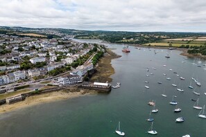 Marina - Cornish house 5 min drive to beach (Cornwall)