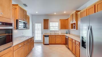 Apartment (3 Bedrooms) | Interior