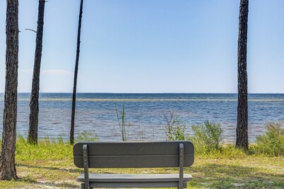 步行至海湾和市中心：圣乔港天堂带烧烤架！