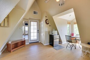 Interior - A-frame w/ Patio & Mtn Views: Arizona Retreat (Apache Junction)