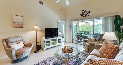 Naples Condo 10 Mi to Beach: Pool & Hot Tub Access