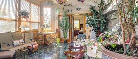 House (3 Bedrooms) | Front of property