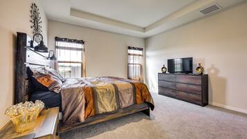 House (4 Bedrooms) | Interior