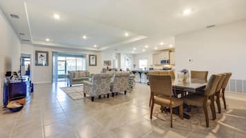 Rumah (4 Bedrooms) | Interior