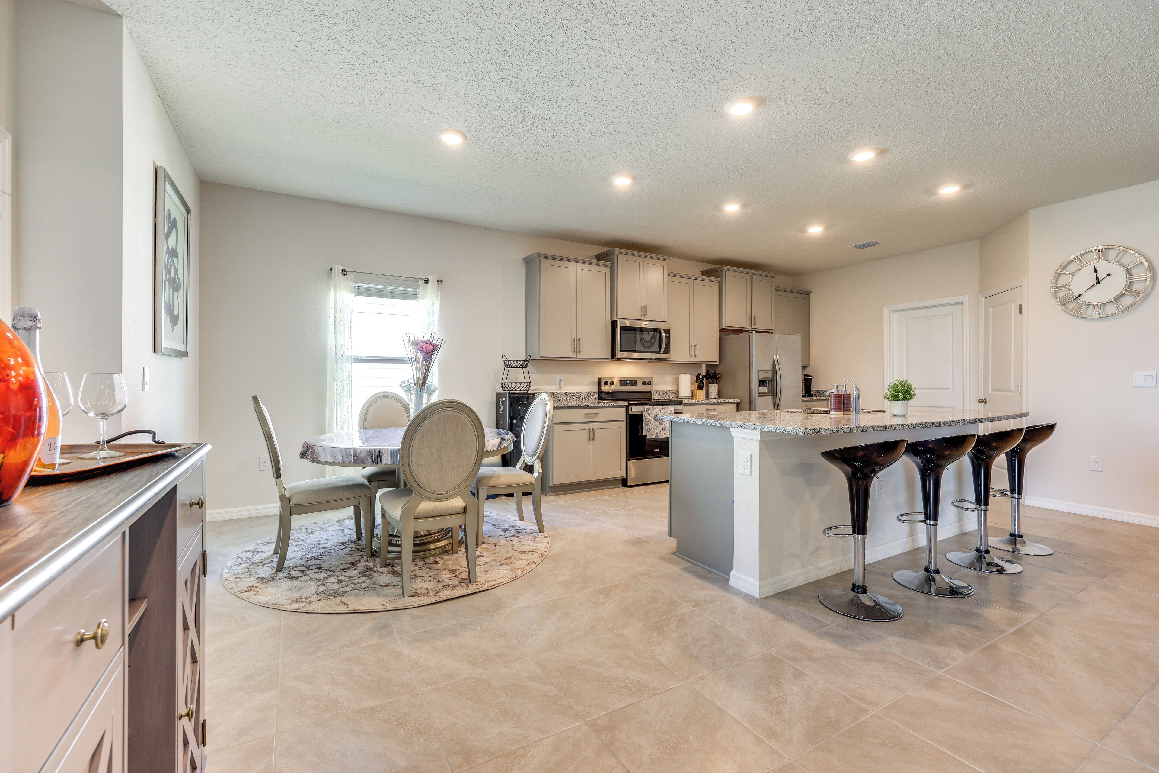 Rumah (4 Bedrooms) | Interior